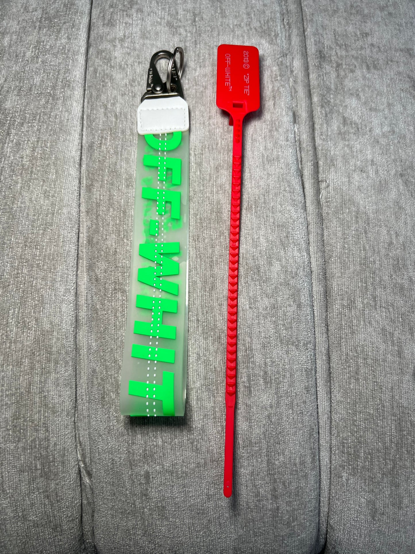 Llavero Off White Bootleg
