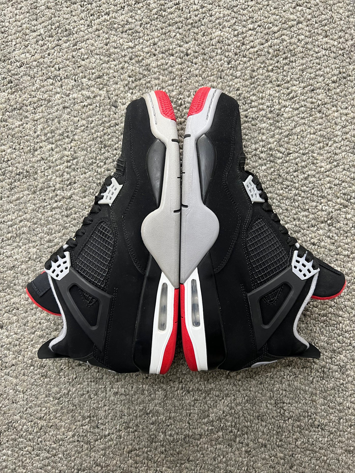 Jordan 4 Bred (2019)
