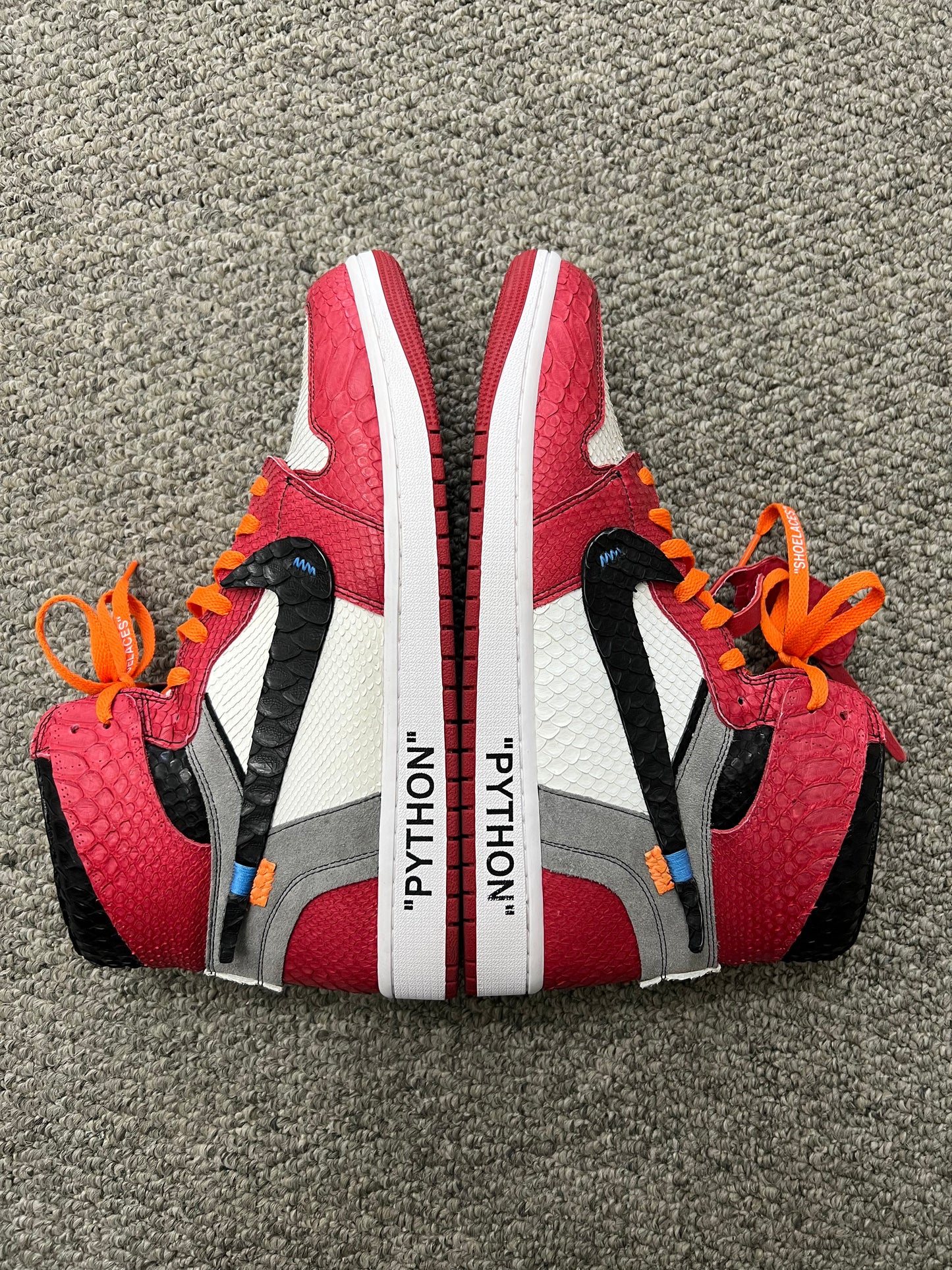 Jordan 1 High Chicago "The Surgeon" O-W