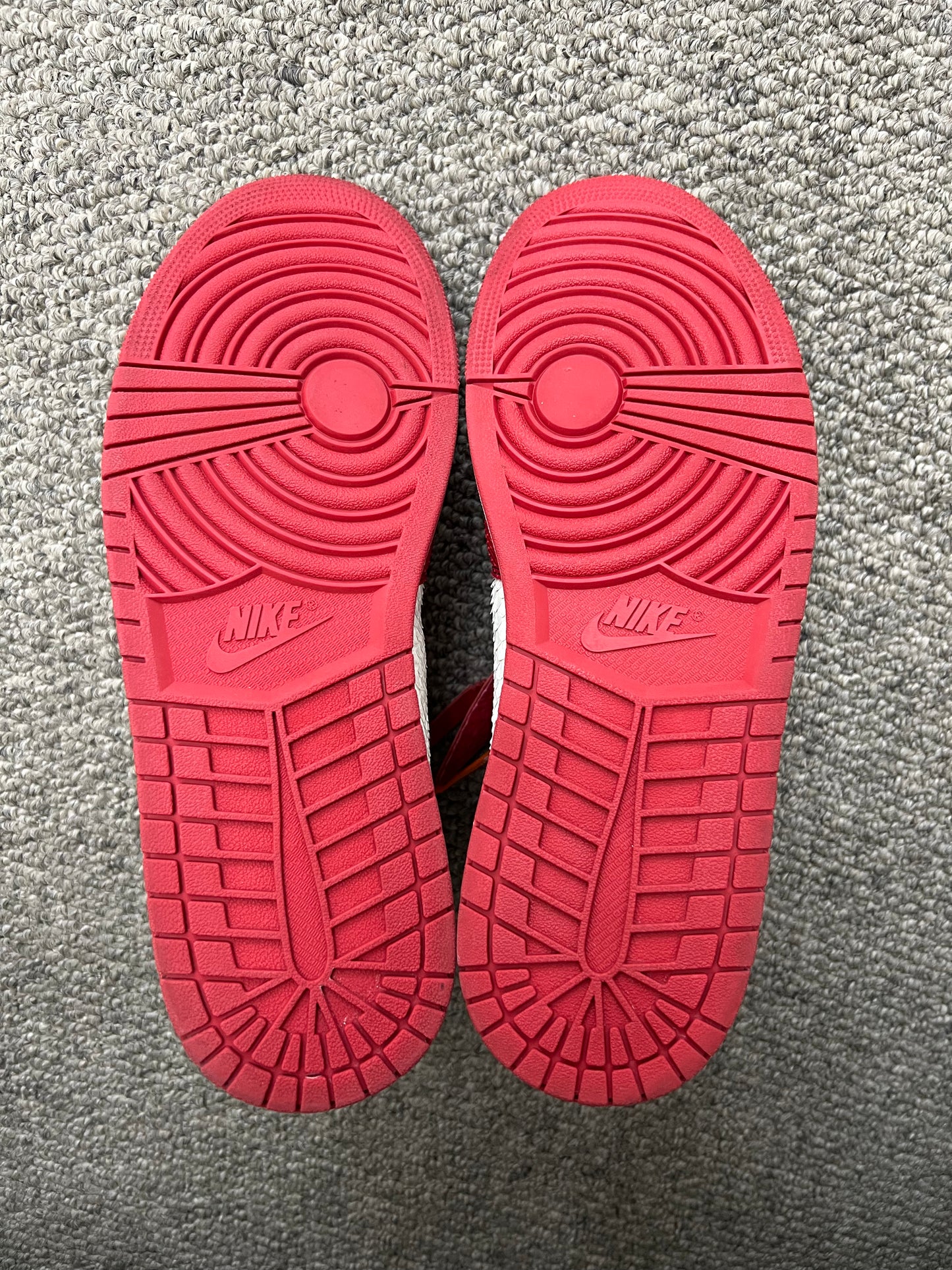Jordan 1 High Chicago "The Surgeon" O-W