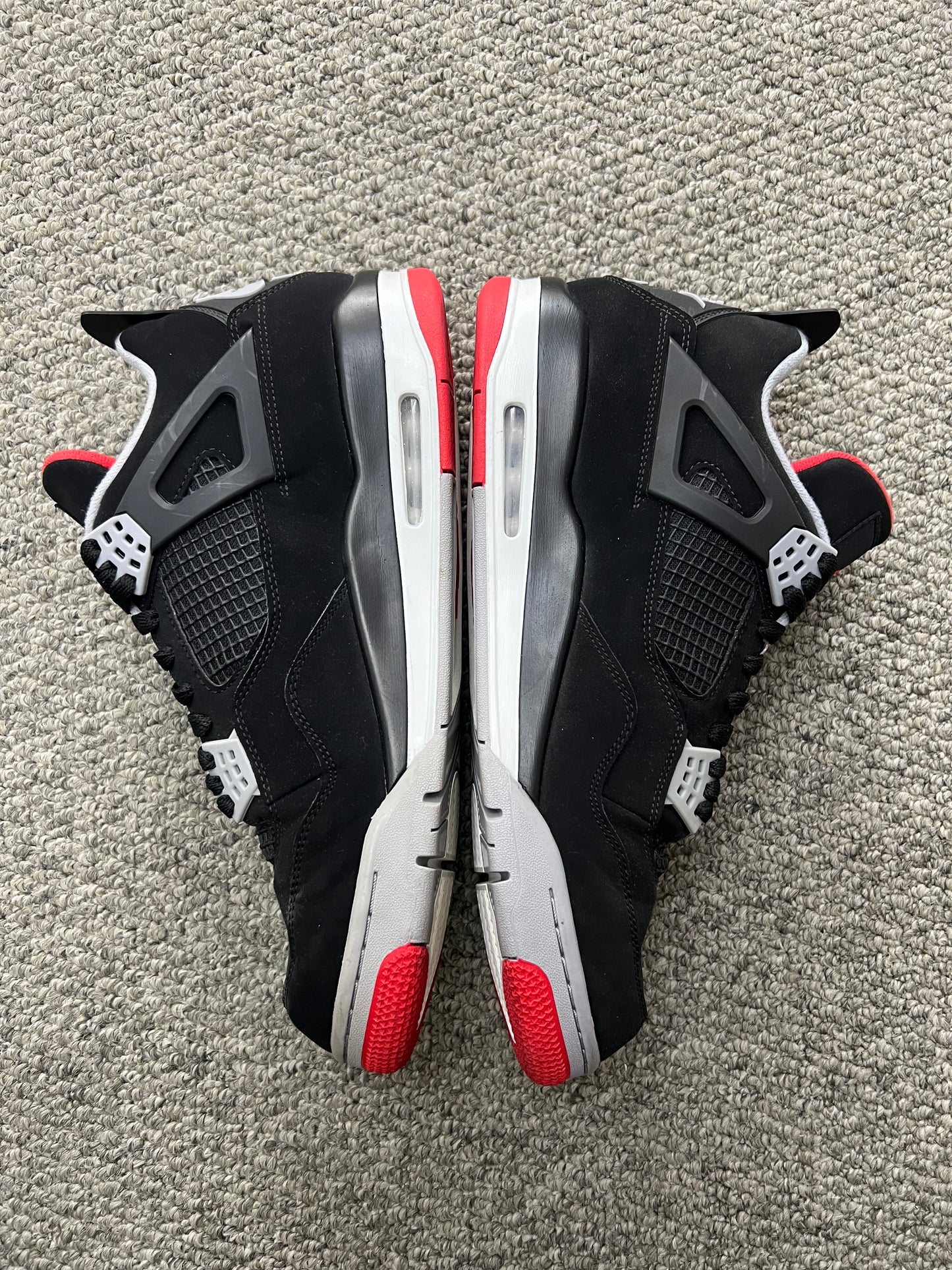 Jordan 4 Bred (2019)