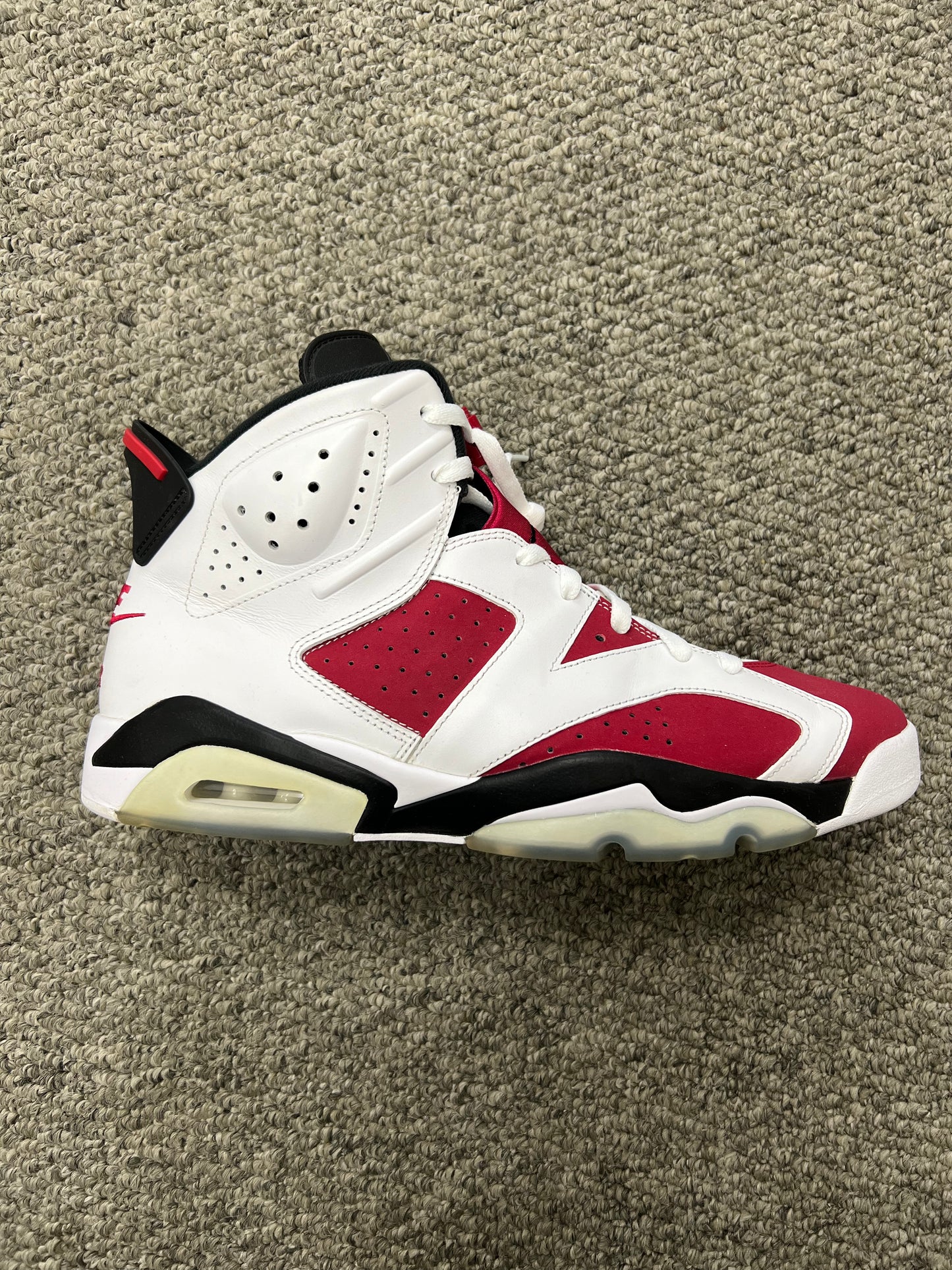Jordan 6 Carmin