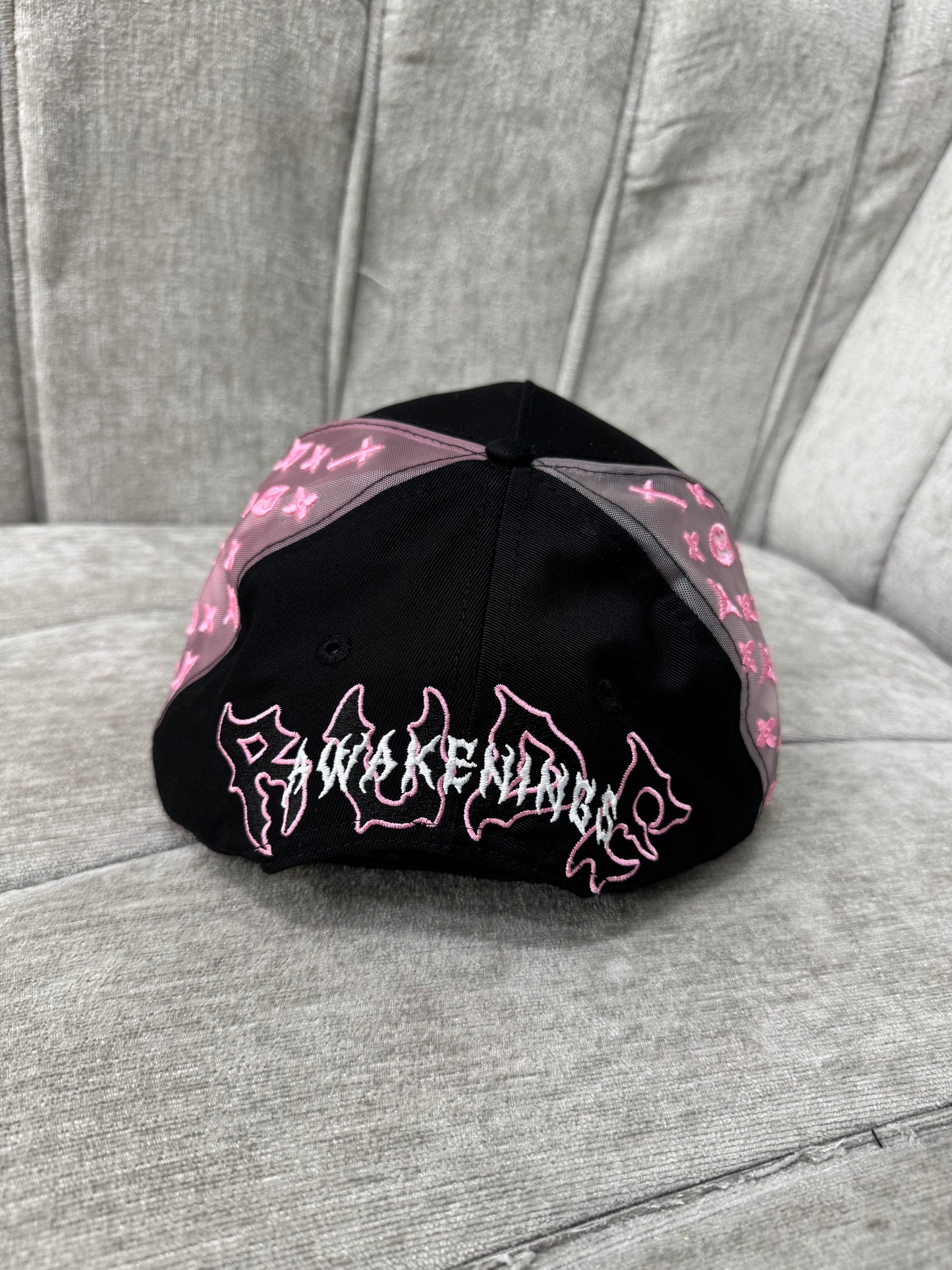 GORRA RUDE AWAKENINGS "NY THORNS"