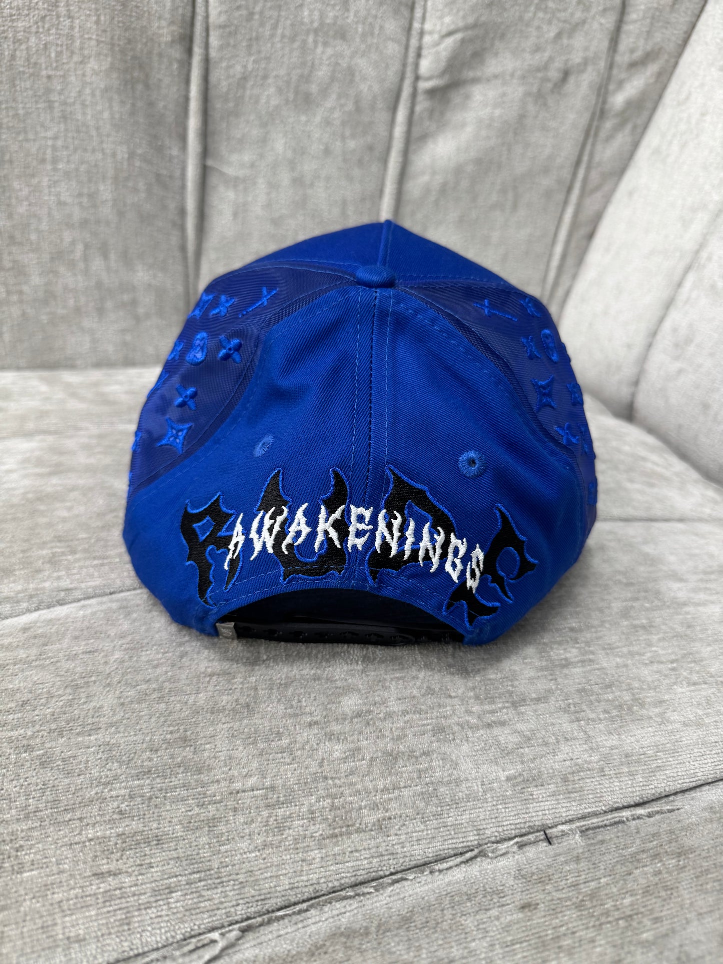 RUDE AWAKENINGS "LA THORNS"
