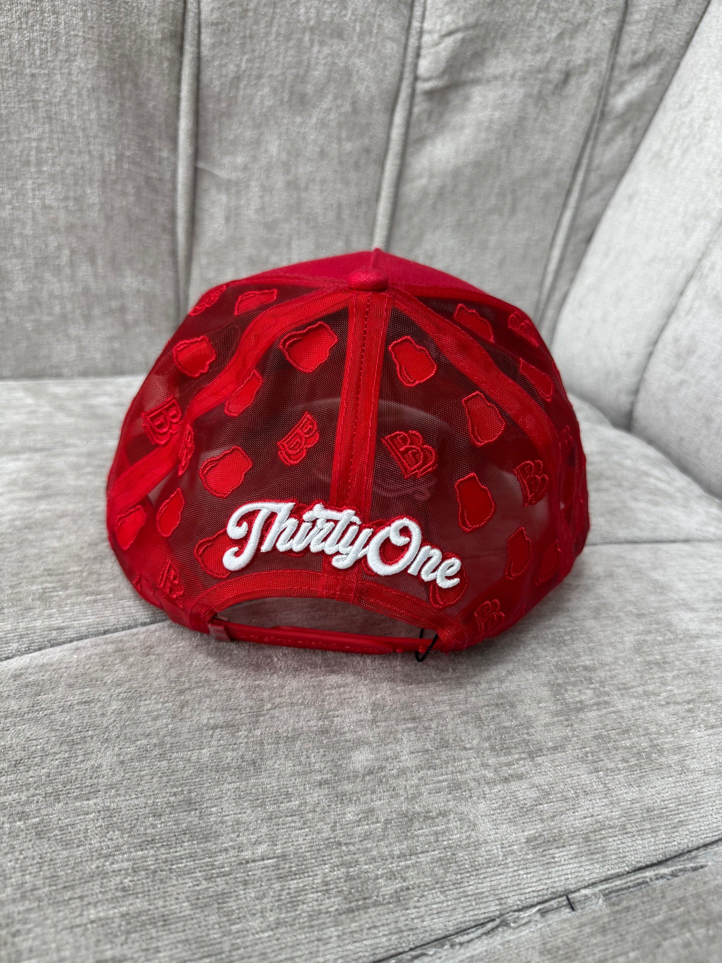 31 HATS "LA MOCHILA"